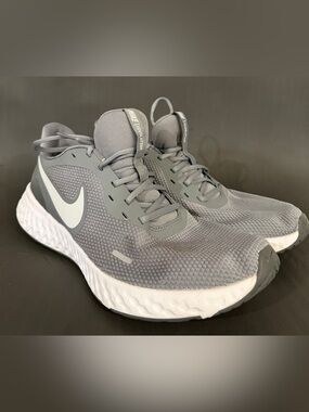 Nike Gray Athletic Sneakers with White Swoosh